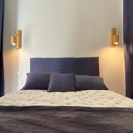 Plein Centre, T3 5p Totalement Renove 55m2. Wifi 公寓 *