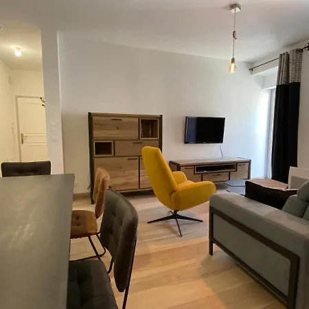 Plein Centre, T3 5p Totalement Renove 55m2. Wifi